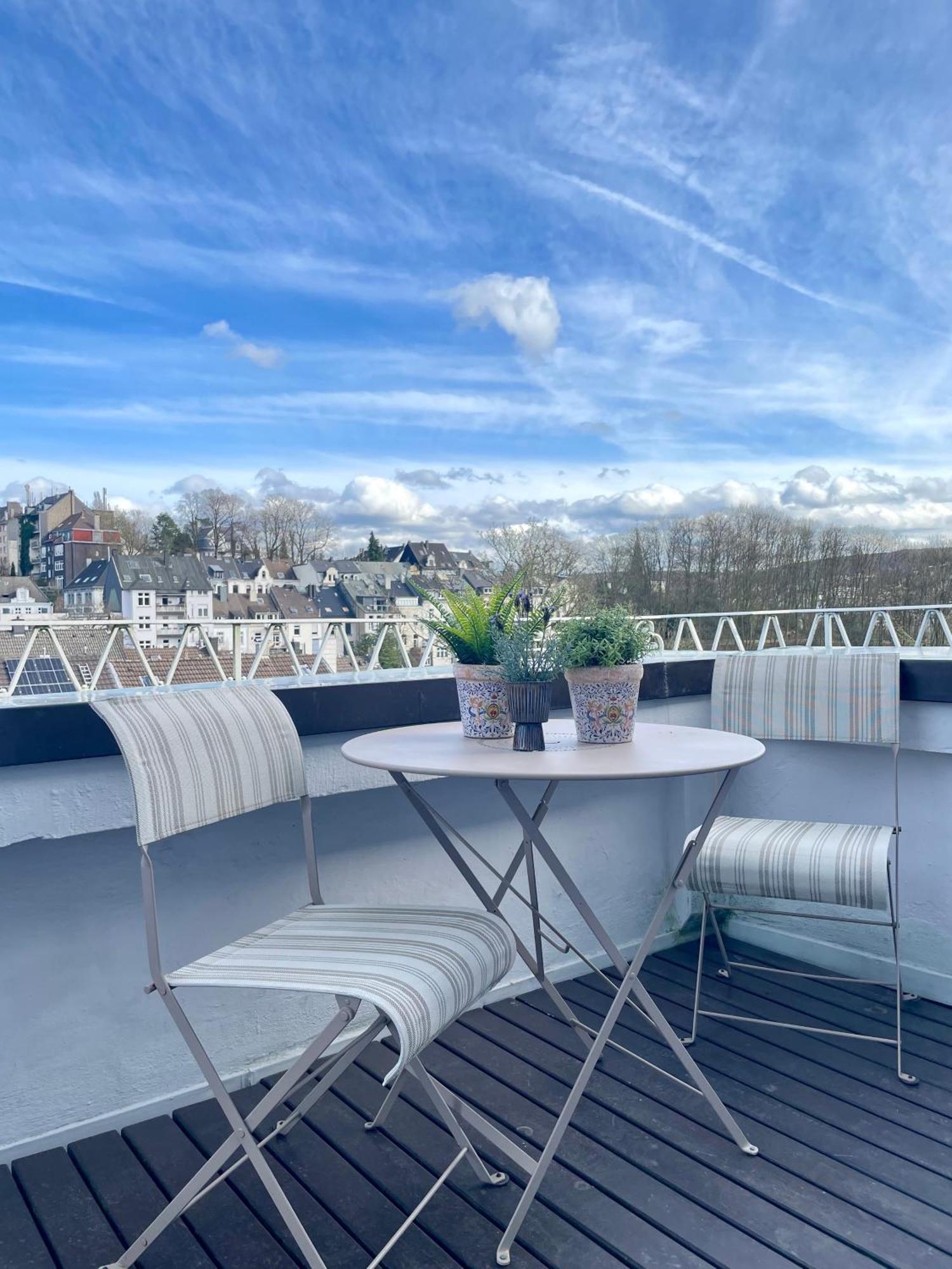 וופרטל Helle Altbauwohnung Mit Balkon Im Briller Viertel מראה חיצוני תמונה